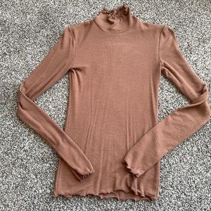 Aritzia Turtleneck